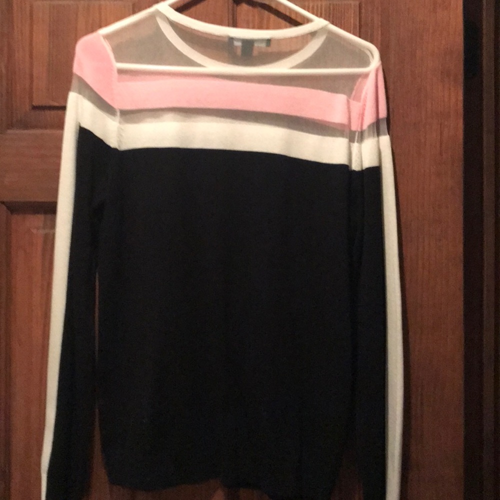 Sweater - Picture 3 of 3